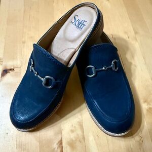 New 🎉. Sofft Naoko Navy Blue Leather Loafers with Metallic Accent